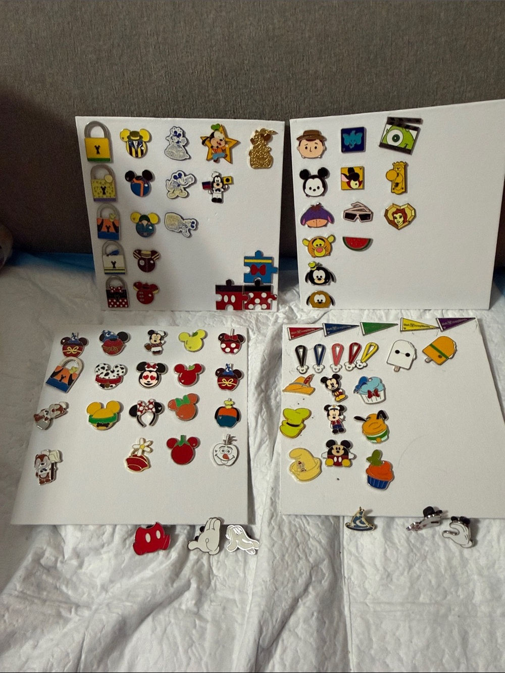 Disney Colorful Character Pin Set bundle - Picture 1 of 7